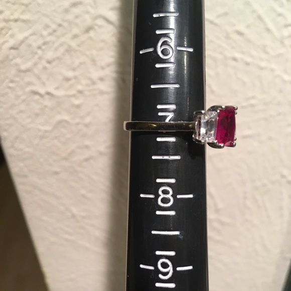 Ruby + White Gem + 9 Karat White Gold Ring, NWOT - Picture 11 of 11